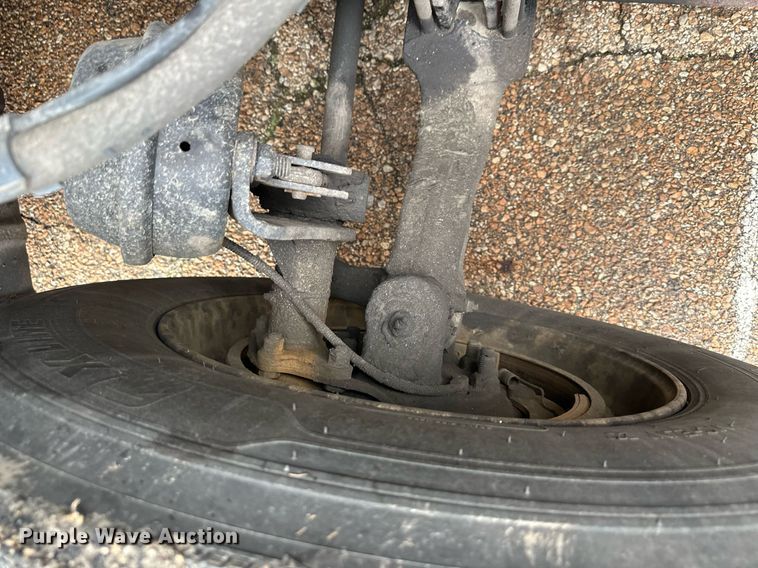 image for item DO4931 2014 Kenworth T680  semi truck