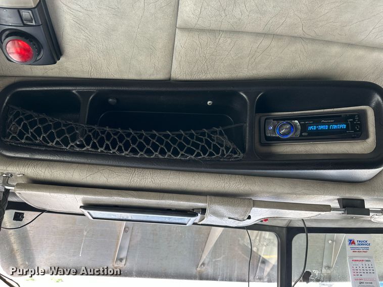 image for item DO4964 1998 Peterbilt 379  semi truck