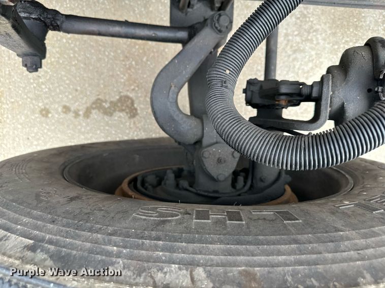 image for item DO4964 1998 Peterbilt 379  semi truck