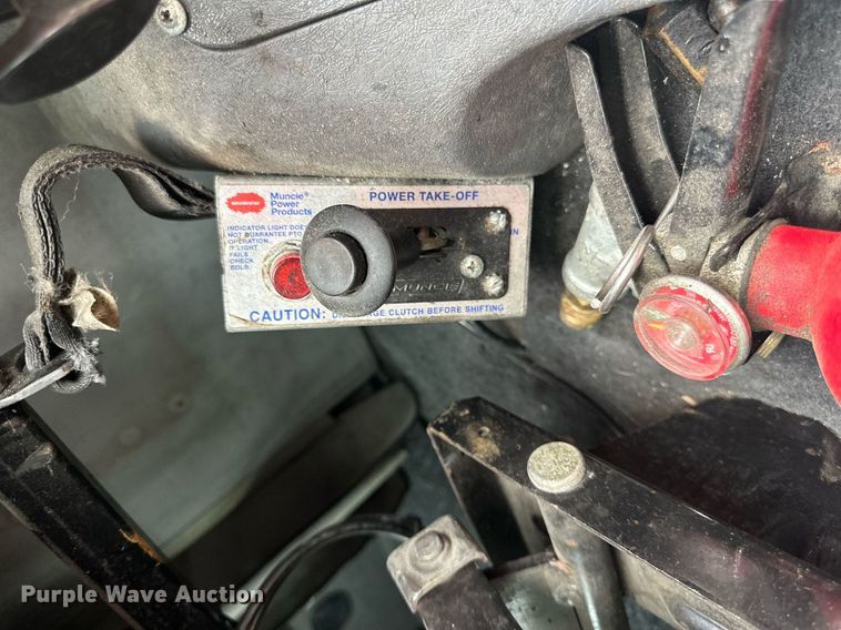 image for item DO4981 2009 Freightliner Columbia  semi truck