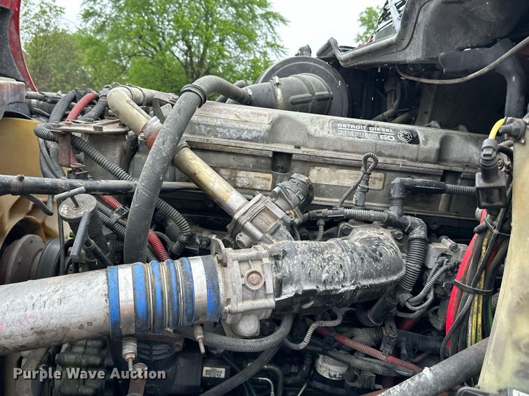 image for item DO4981 2009 Freightliner Columbia  semi truck