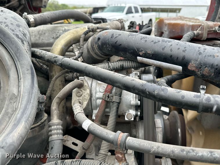 image for item DO4981 2009 Freightliner Columbia  semi truck