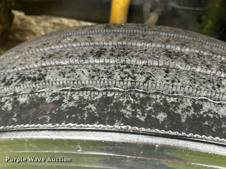 image for item DO4981 2009 Freightliner Columbia  semi truck