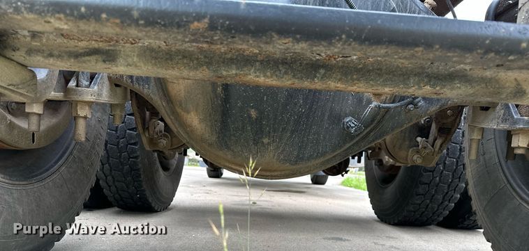 image for item DP3121 2009 Mack 600  semi truck