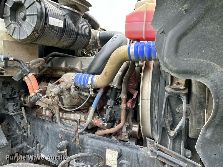 image for item DP3121 2009 Mack 600  semi truck