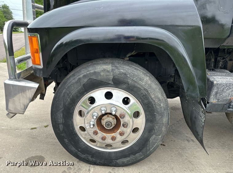 image for item DP3121 2009 Mack 600  semi truck