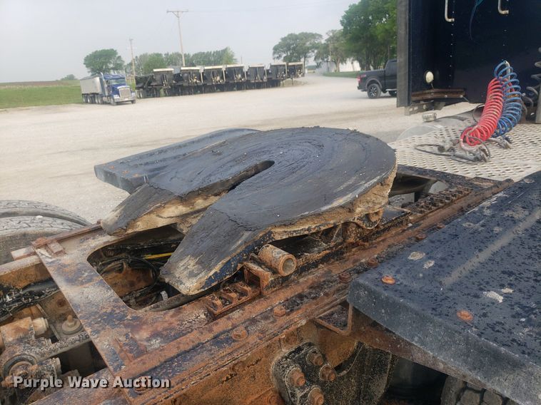 image for item DP7874 2005 Kenworth T800  semi truck