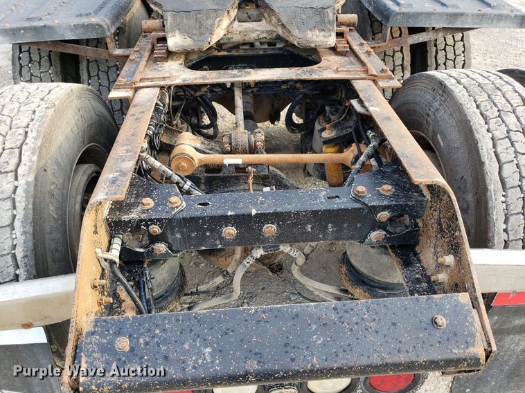 image for item DP7874 2005 Kenworth T800  semi truck