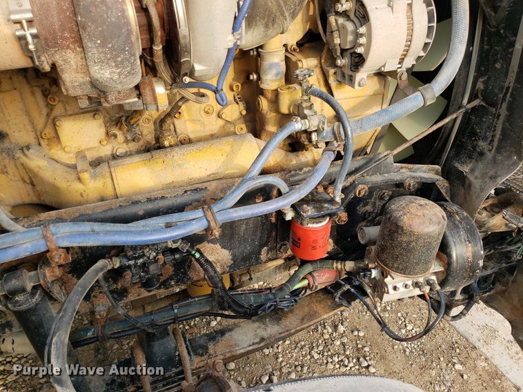 image for item DP7874 2005 Kenworth T800  semi truck