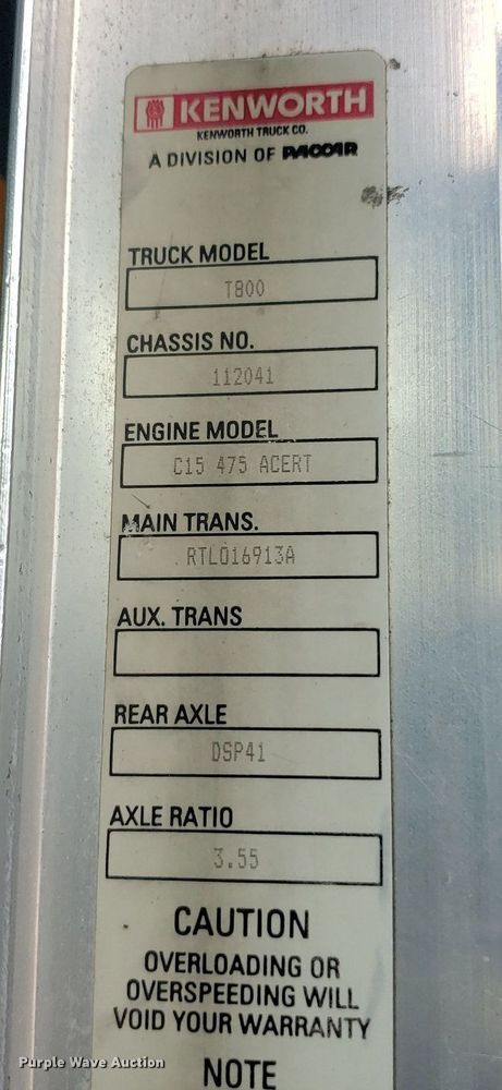 image for item DP7874 2005 Kenworth T800  semi truck