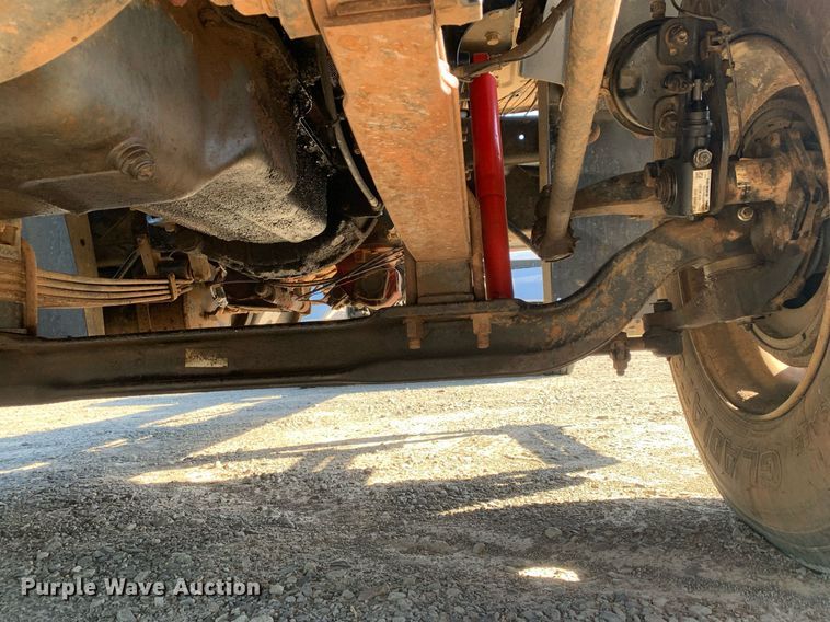 image for item DP8642 2000 Mack CH613  semi truck