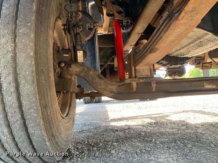 image for item DP8642 2000 Mack CH613  semi truck