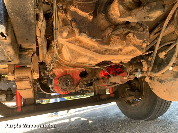 image for item DP8642 2000 Mack CH613  semi truck