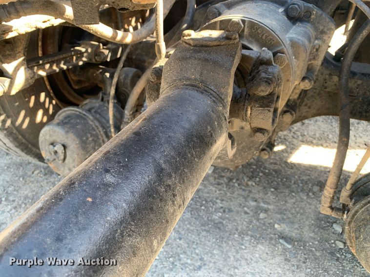 image for item DP8642 2000 Mack CH613  semi truck