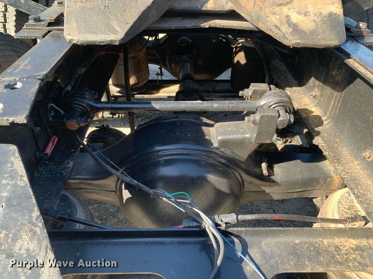 image for item DP8642 2000 Mack CH613  semi truck