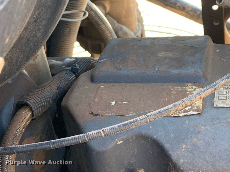 image for item DP8642 2000 Mack CH613  semi truck