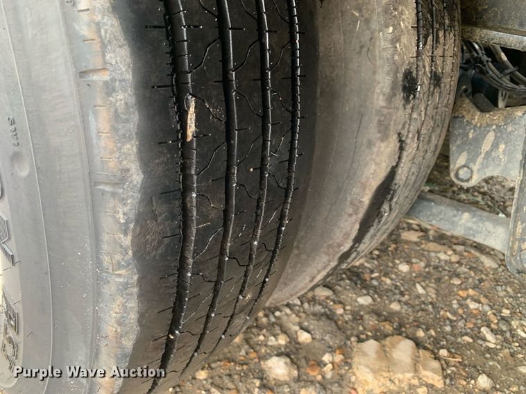 image for item DP8646 2016 Viking VFDD46R16F35T  double drop deck equipment trailer