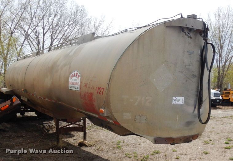 image for item DQ7315 1955 Butler  tank trailer