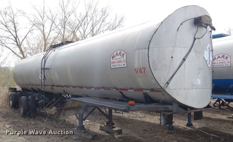 image for item DQ7318 1973 Etnyre TR6-WS  tank trailer