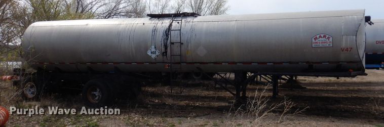 image for item DQ7318 1973 Etnyre TR6-WS  tank trailer