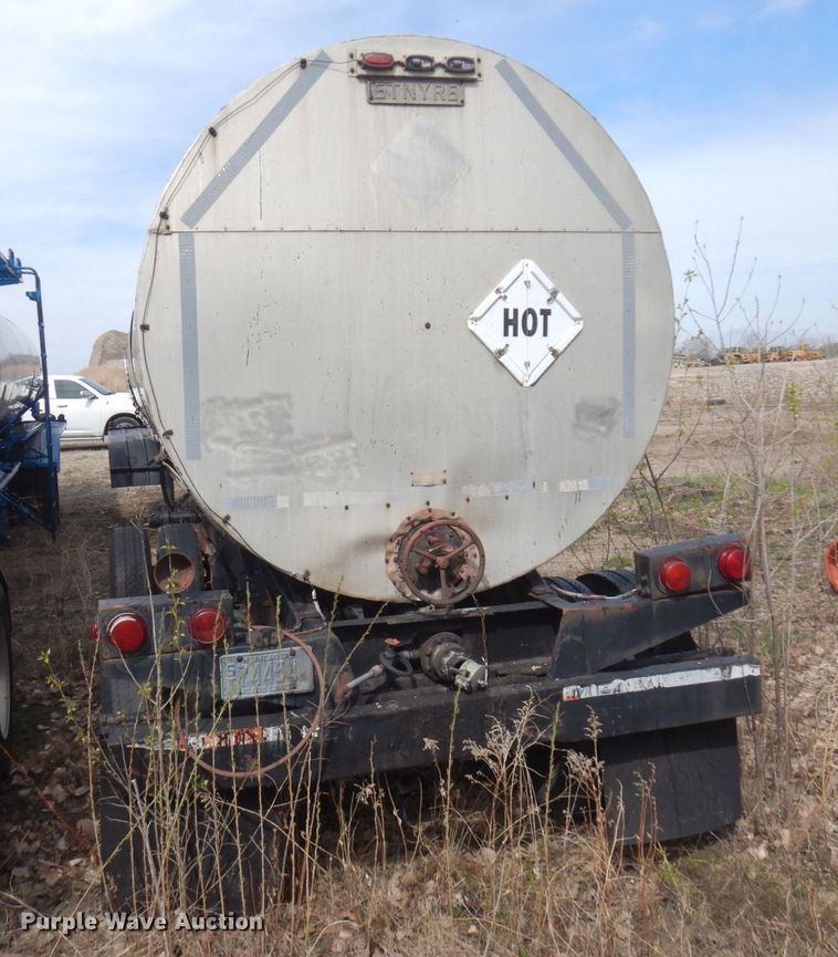 image for item DQ7318 1973 Etnyre TR6-WS  tank trailer