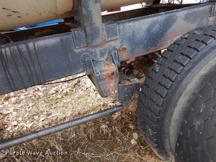 image for item DQ7318 1973 Etnyre TR6-WS  tank trailer