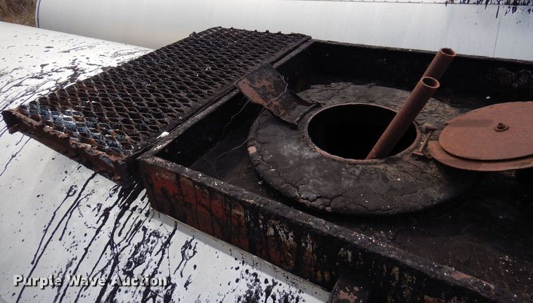 image for item DQ7318 1973 Etnyre TR6-WS  tank trailer