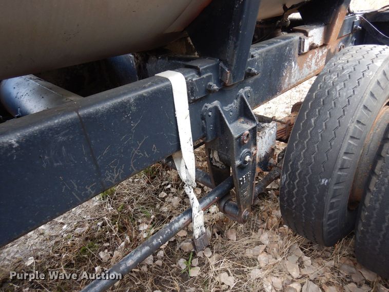 image for item DQ7318 1973 Etnyre TR6-WS  tank trailer