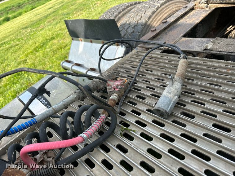 image for item DR4628 1995 Mack CH613  semi truck