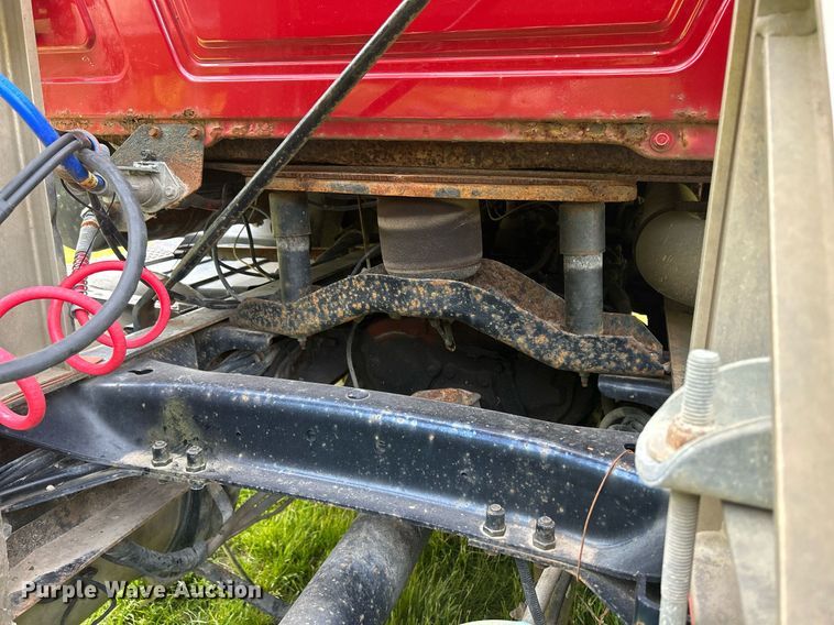 image for item DR4628 1995 Mack CH613  semi truck