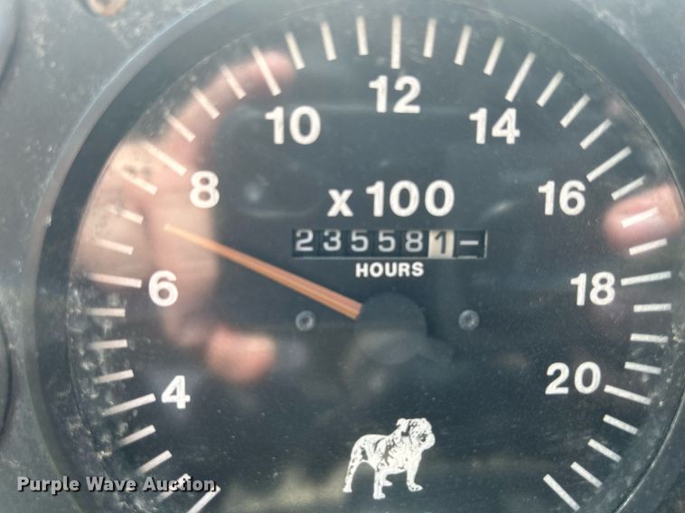 image for item DR4628 1995 Mack CH613  semi truck