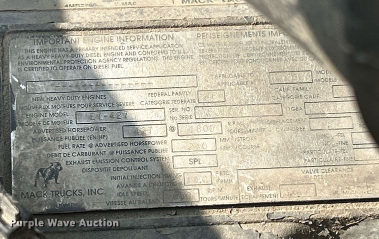 image for item DR4628 1995 Mack CH613  semi truck