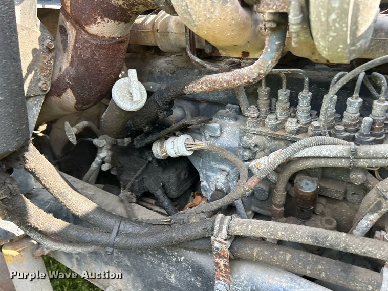 image for item DR4628 1995 Mack CH613  semi truck