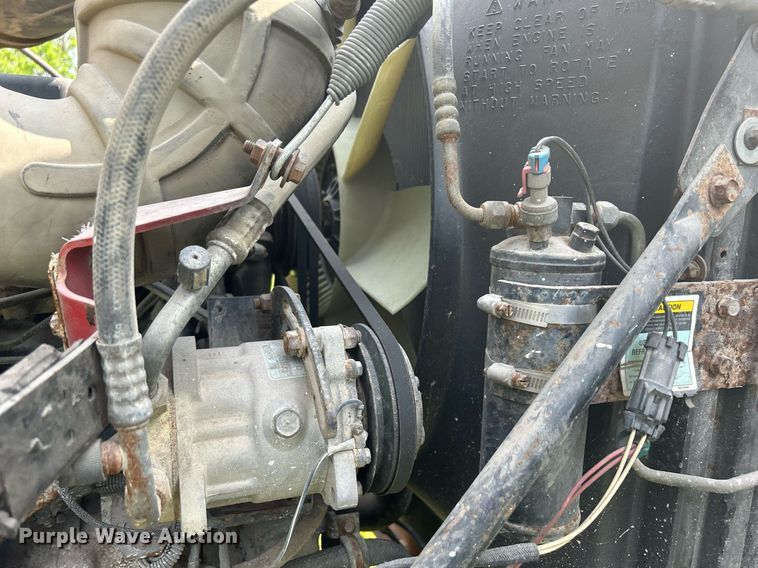 image for item DR4628 1995 Mack CH613  semi truck