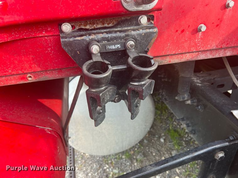 image for item DR5711 2016 Western Star 5700  semi truck