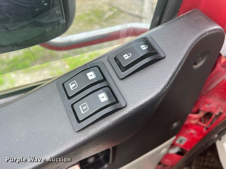 image for item DR5711 2016 Western Star 5700  semi truck