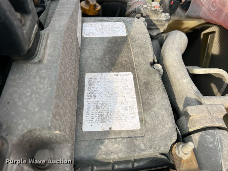 image for item DR5711 2016 Western Star 5700  semi truck