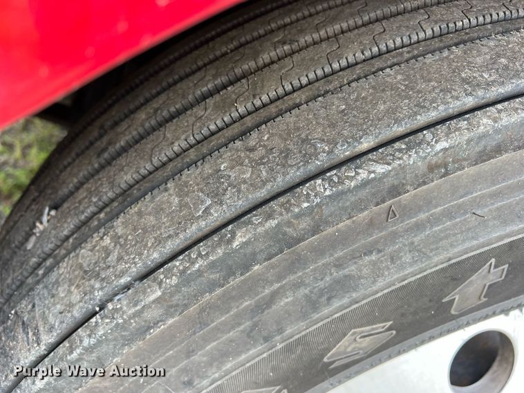 image for item DR5711 2016 Western Star 5700  semi truck