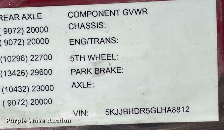 image for item DR5711 2016 Western Star 5700  semi truck