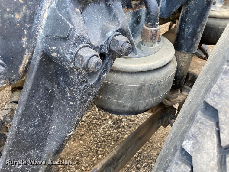 image for item HN9840 2001 Kenworth W900L  semi truck