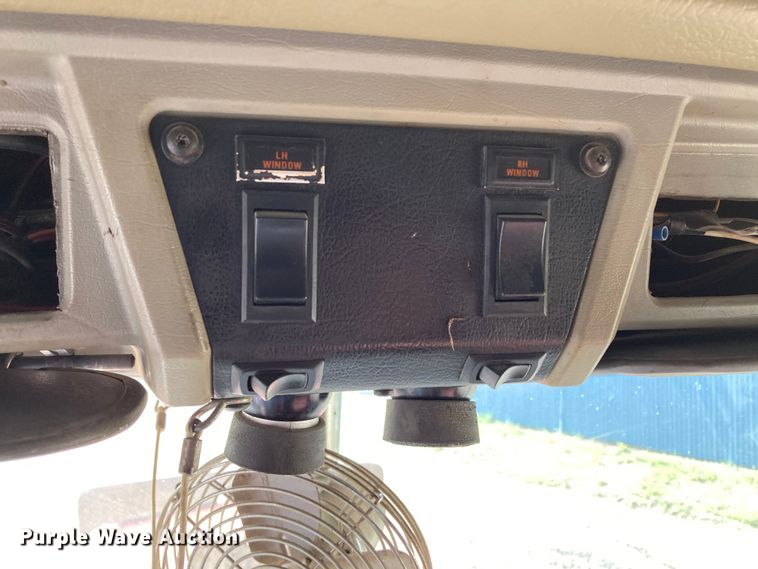 image for item HN9840 2001 Kenworth W900L  semi truck