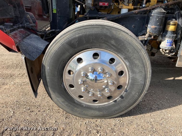 image for item HN9840 2001 Kenworth W900L  semi truck