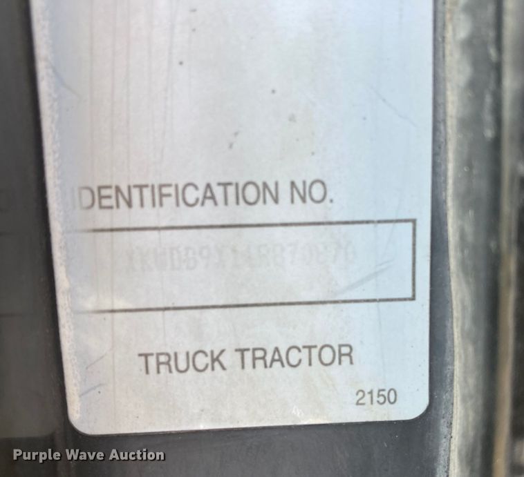 image for item HN9840 2001 Kenworth W900L  semi truck