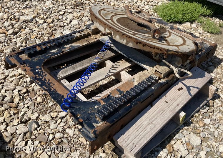 image for item HN9877 Truck parts