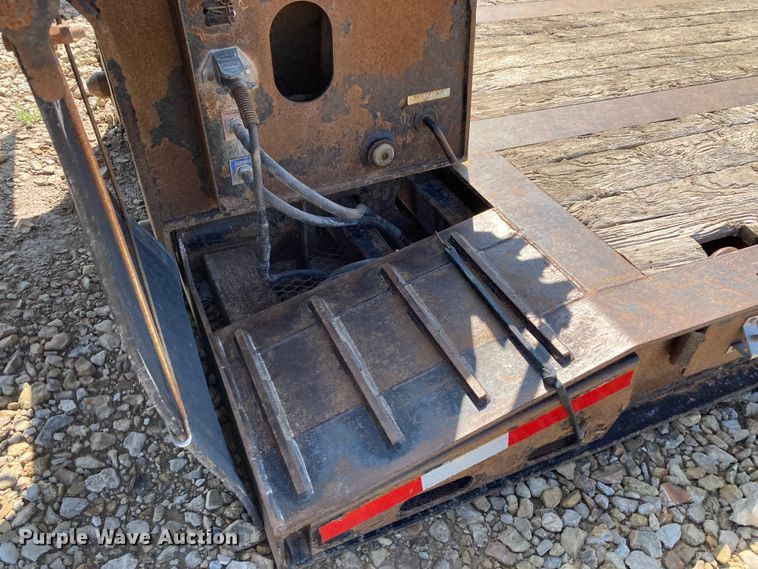 image for item HN9887 2012 Trail-Eze TE80DGWS  lowboy equipment trailer