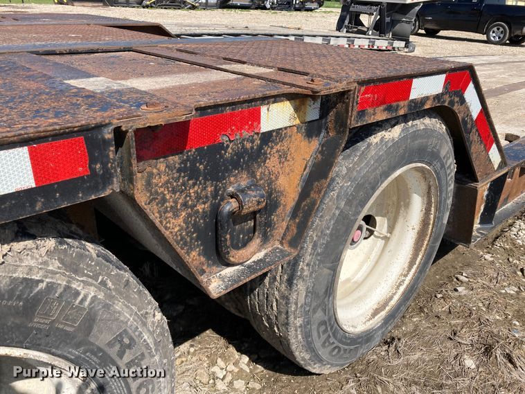 image for item HN9887 2012 Trail-Eze TE80DGWS  lowboy equipment trailer