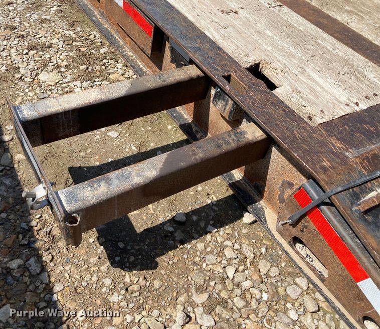 image for item HN9887 2012 Trail-Eze TE80DGWS  lowboy equipment trailer