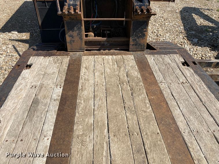 image for item HN9887 2012 Trail-Eze TE80DGWS  lowboy equipment trailer