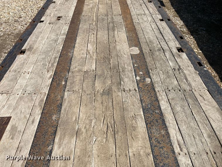 image for item HN9887 2012 Trail-Eze TE80DGWS  lowboy equipment trailer