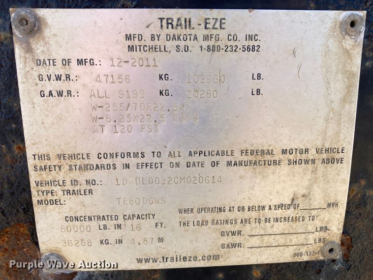 image for item HN9887 2012 Trail-Eze TE80DGWS  lowboy equipment trailer